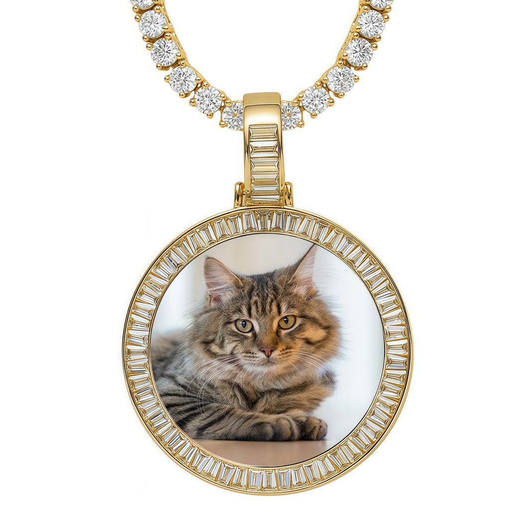 Iced Out Round Pendant – 14K Gold Finish