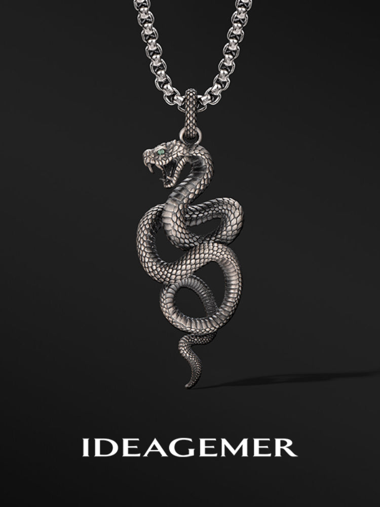 52.6mm S925 Emerald Snake Amulet Pendant