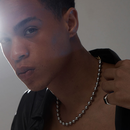 Two-Tone Beaded Necklace – Silver Finish